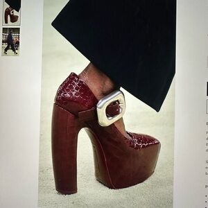 Bottega Veneta
Croc-Embossed Leather Mary-Jane Platform Pumps